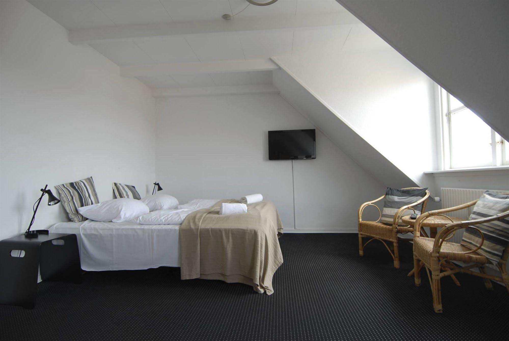 Herman Bang Bed&Breakfast Frederikshavn Exterior foto